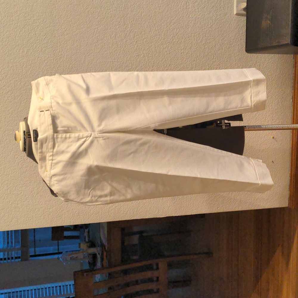 Dressy white crops
